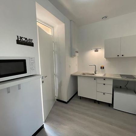 Studio A2 18M2 Cosy 5Minutes Gare Parking Gratuit Rue De La Mure Roanne Exterior photo